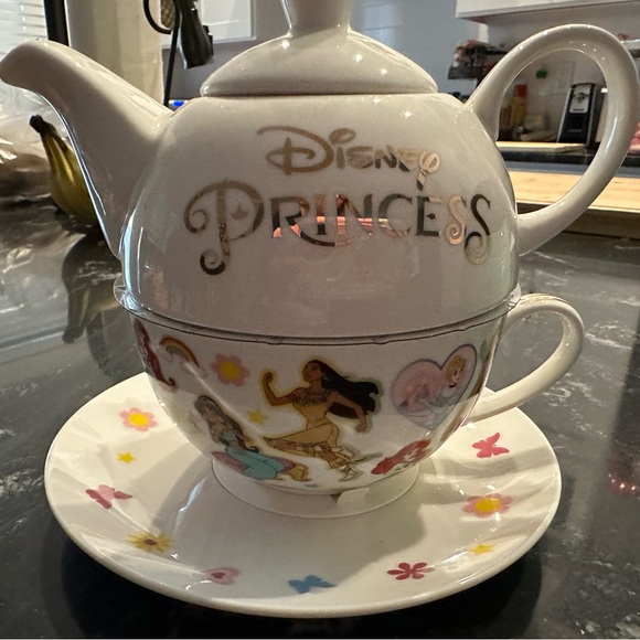 ❣️❣️ Disney Princess Teacup & Teapot ❣️❣️ - Picture 1 of 5